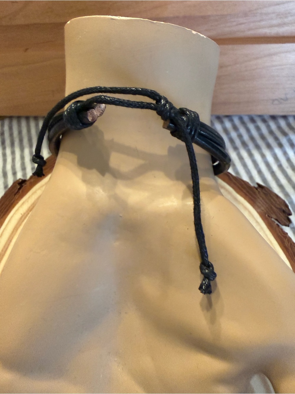 Black Braided Leather Knot Bracelet for Men - Picture 9 of 9
